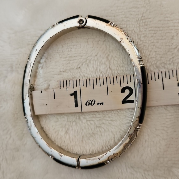 BRIGHTON Wiltern Two-tone Scroll Magnetic Clamper Bangle Bracelet - Picture 11 of 11